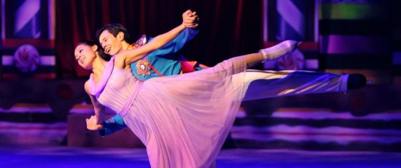 Sanktpeterburški državni balet na ledu: Hrestač