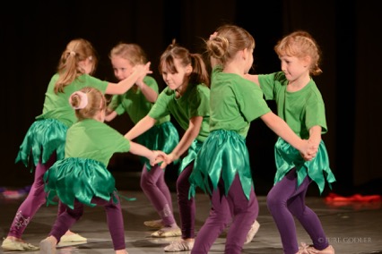 Harlekinova letna produkcija - mlajši plesalci